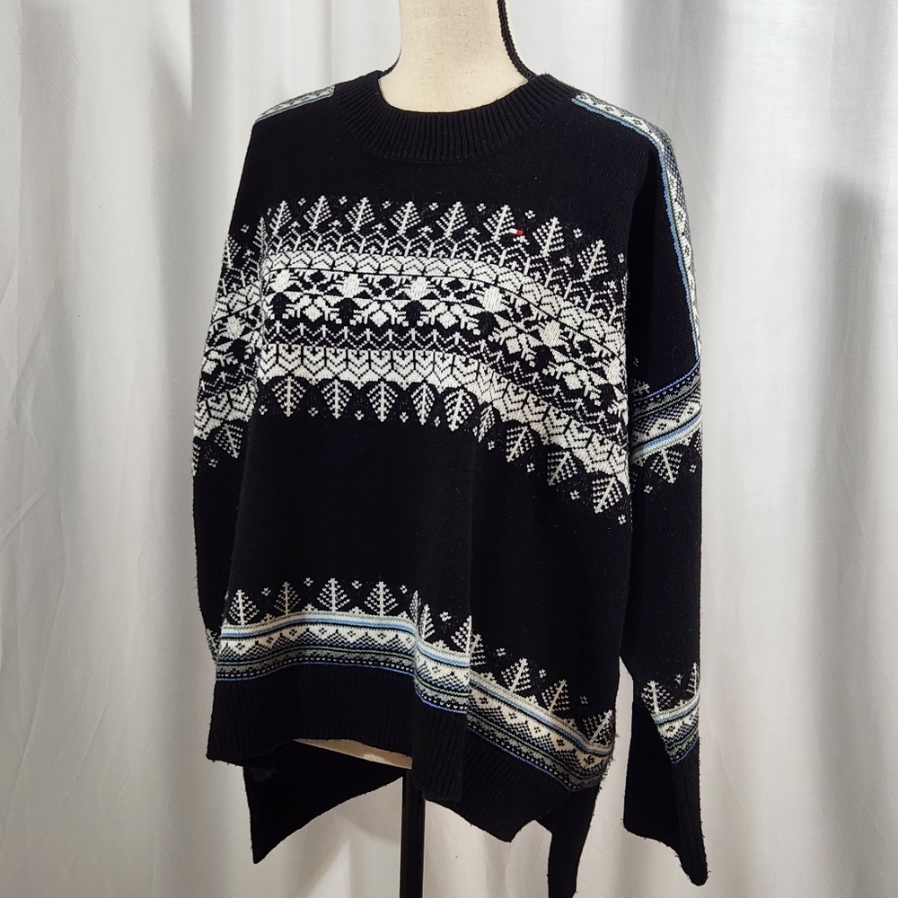 Tommy Hilfiger Women's Drop Shoulder Sweater Acrylic Black-White